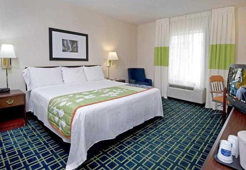 Fairfield Inn & Suites By Marriott Boston Milford Eksteriør billede